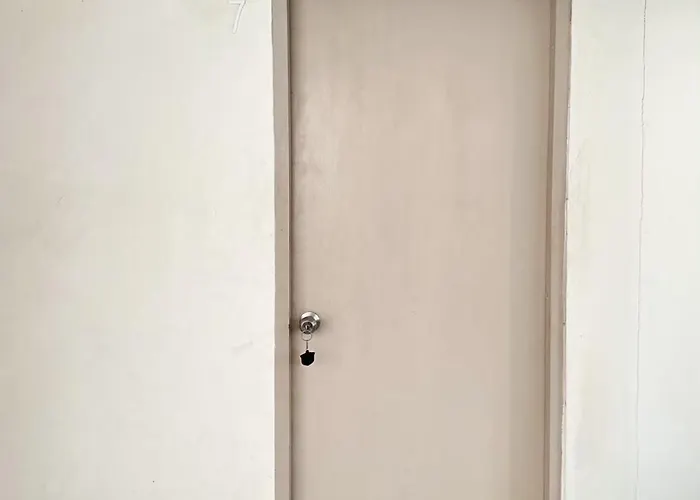 Apartment Chubby 5